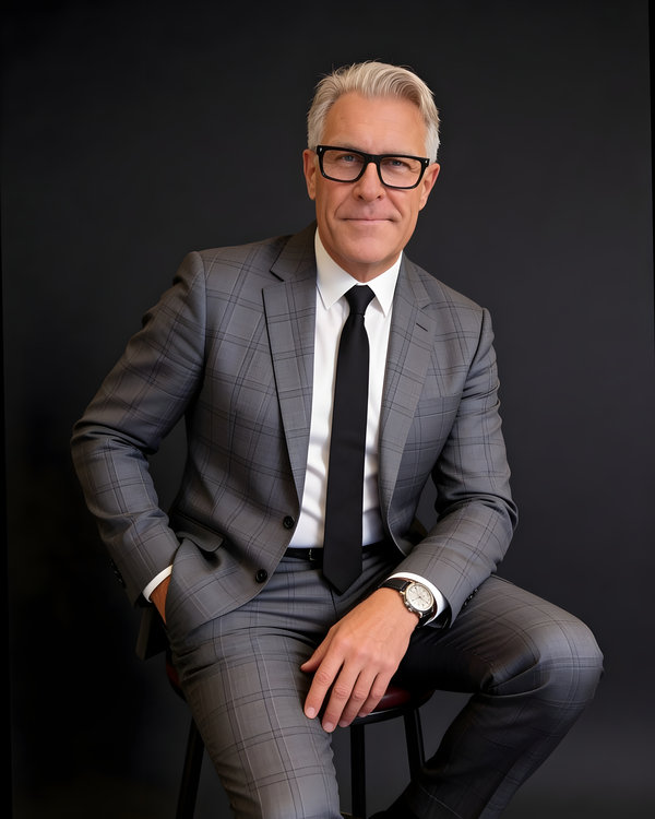 Portrait of Rob Camerer